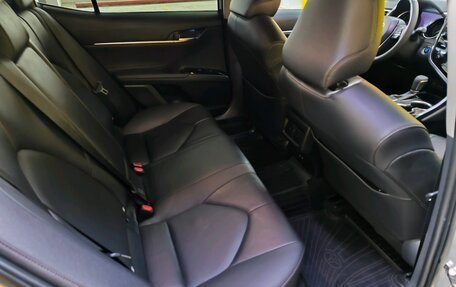 Toyota Camry, 2019 год, 2 299 000 рублей, 14 фотография