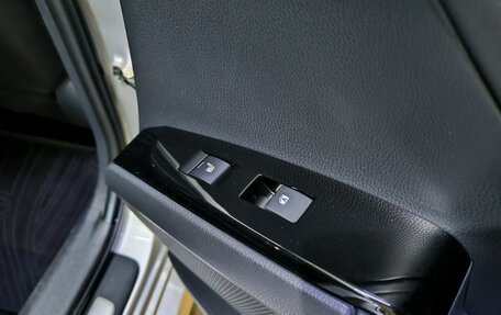 Toyota Camry, 2019 год, 2 299 000 рублей, 22 фотография