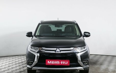 Mitsubishi Outlander III рестайлинг 3, 2015 год, 1 990 000 рублей, 2 фотография