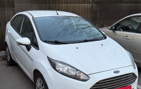 Ford Fiesta, 2015 год, 750 000 рублей, 2 фотография