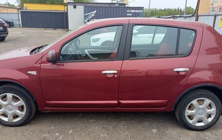 Renault Logan I, 2010 год, 600 000 рублей, 3 фотография