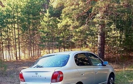 Toyota Platz, 2001 год, 380 000 рублей, 7 фотография