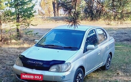 Toyota Platz, 2001 год, 380 000 рублей, 2 фотография