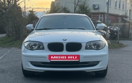 BMW 1 серия, 2010 год, 750 000 рублей, 3 фотография