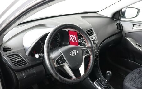 Hyundai Solaris II рестайлинг, 2016 год, 999 000 рублей, 9 фотография