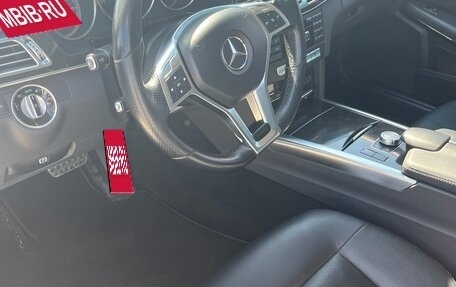 Mercedes-Benz E-Класс, 2013 год, 1 950 000 рублей, 10 фотография