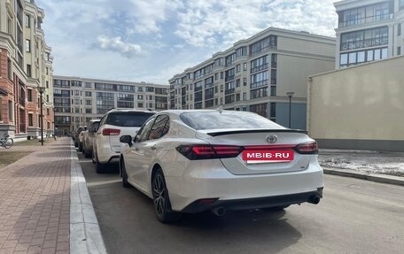 Toyota Camry, 2021 год, 3 500 000 рублей, 9 фотография
