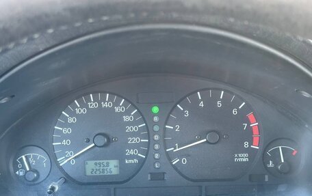 Mitsubishi Carisma I, 2003 год, 299 000 рублей, 10 фотография