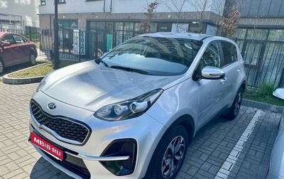 KIA Sportage IV рестайлинг, 2018 год, 2 750 000 рублей, 1 фотография