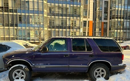Chevrolet Blazer II рестайлинг, 1996 год, 195 000 рублей, 1 фотография
