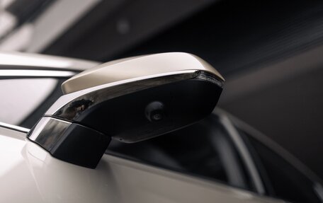Lexus RX IV рестайлинг, 2019 год, 5 300 000 рублей, 10 фотография
