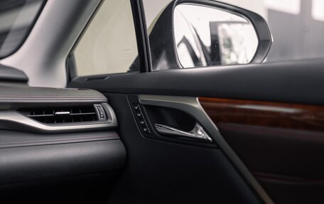 Lexus RX IV рестайлинг, 2019 год, 5 300 000 рублей, 26 фотография