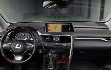 Lexus RX IV рестайлинг, 2019 год, 5 300 000 рублей, 28 фотография
