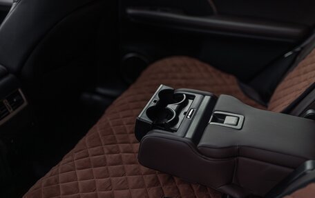 Lexus RX IV рестайлинг, 2019 год, 5 300 000 рублей, 31 фотография