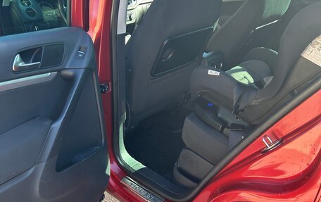 Volkswagen Tiguan I, 2012 год, 1 044 000 рублей, 10 фотография
