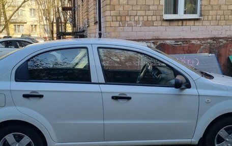 Chevrolet Aveo III, 2011 год, 850 000 рублей, 4 фотография