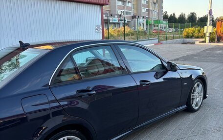 Mercedes-Benz E-Класс, 2011 год, 1 850 000 рублей, 6 фотография