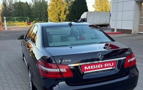 Mercedes-Benz E-Класс, 2011 год, 1 850 000 рублей, 4 фотография