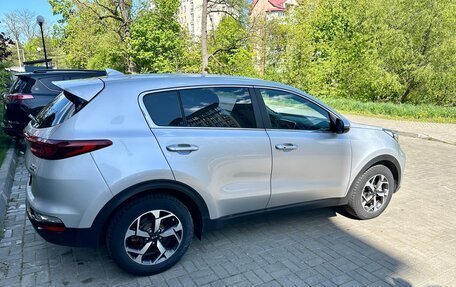 KIA Sportage IV рестайлинг, 2018 год, 2 750 000 рублей, 5 фотография