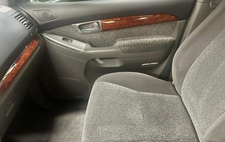 Toyota Land Cruiser Prado 120 рестайлинг, 2008 год, 7 000 000 рублей, 10 фотография