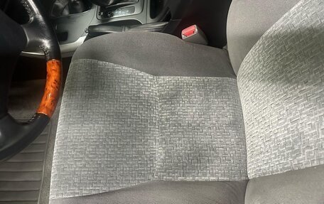 Toyota Land Cruiser Prado 120 рестайлинг, 2008 год, 7 000 000 рублей, 11 фотография