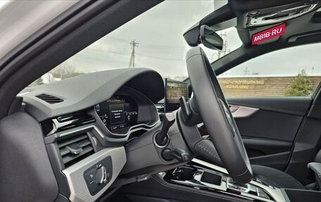 Audi A4, 2020 год, 3 200 000 рублей, 5 фотография