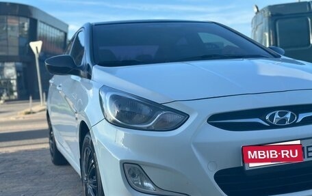Hyundai Solaris II рестайлинг, 2012 год, 870 000 рублей, 15 фотография