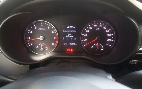 KIA Rio IV, 2018 год, 1 280 000 рублей, 6 фотография