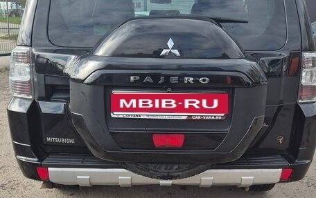 Mitsubishi Pajero IV, 2014 год, 2 650 000 рублей, 2 фотография