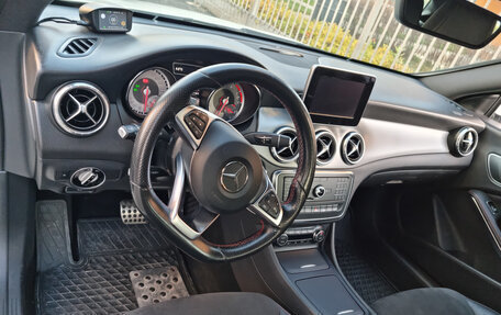 Mercedes-Benz CLA, 2015 год, 2 070 000 рублей, 20 фотография