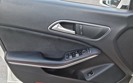 Mercedes-Benz CLA, 2015 год, 2 070 000 рублей, 19 фотография