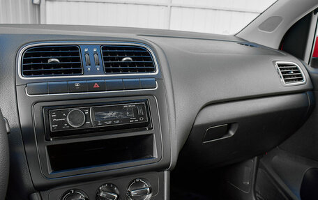 Volkswagen Polo VI (EU Market), 2011 год, 725 000 рублей, 15 фотография