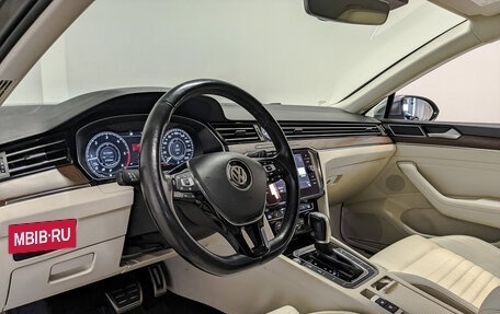 Volkswagen Passat B8 рестайлинг, 2018 год, 2 535 000 рублей, 15 фотография