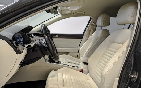 Volkswagen Passat B8 рестайлинг, 2018 год, 2 535 000 рублей, 20 фотография