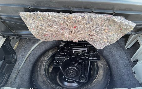 Toyota Prius, 2015 год, 1 200 000 рублей, 6 фотография