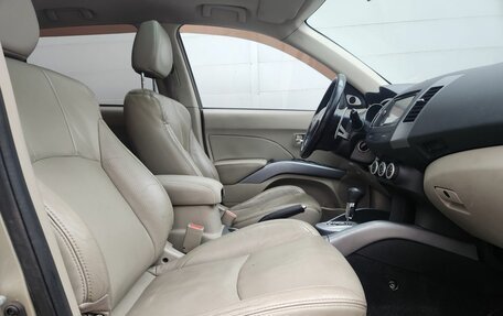 Mitsubishi Outlander III рестайлинг 3, 2008 год, 799 000 рублей, 13 фотография