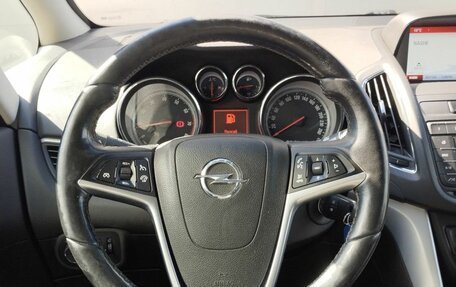Opel Zafira C рестайлинг, 2014 год, 855 000 рублей, 13 фотография