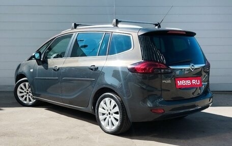 Opel Zafira C рестайлинг, 2014 год, 855 000 рублей, 10 фотография