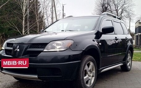 Mitsubishi Outlander III рестайлинг 3, 2003 год, 619 999 рублей, 8 фотография
