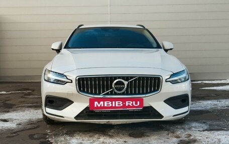 Volvo V60 II, 2020 год, 1 907 000 рублей, 2 фотография
