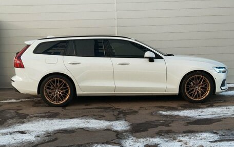 Volvo V60 II, 2020 год, 1 907 000 рублей, 4 фотография