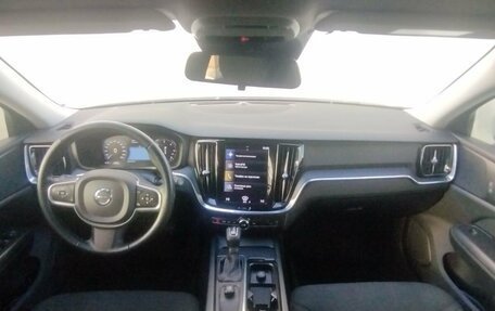 Volvo V60 II, 2020 год, 1 907 000 рублей, 12 фотография