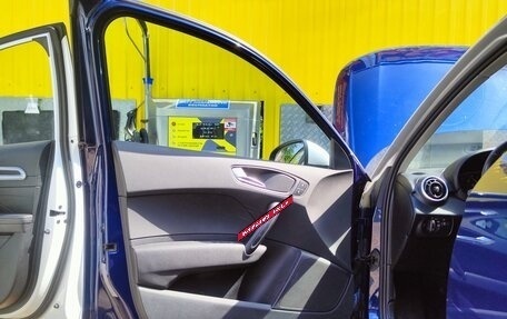 Audi A1, 2012 год, 1 100 000 рублей, 13 фотография