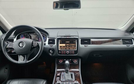 Volkswagen Touareg III, 2013 год, 1 933 000 рублей, 12 фотография