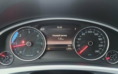 Volkswagen Touareg III, 2013 год, 1 933 000 рублей, 18 фотография
