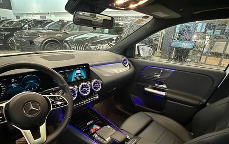 Mercedes-Benz GLA, 2021 год, 3 800 000 рублей, 8 фотография