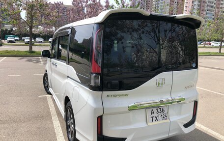 Honda Stepwgn IV, 2015 год, 2 290 000 рублей, 7 фотография