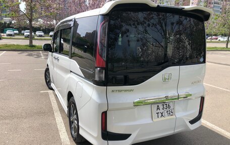 Honda Stepwgn IV, 2015 год, 2 290 000 рублей, 8 фотография