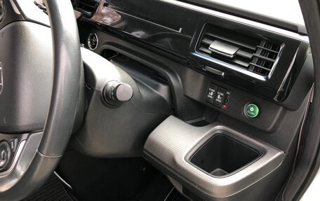 Honda Stepwgn IV, 2015 год, 2 290 000 рублей, 22 фотография