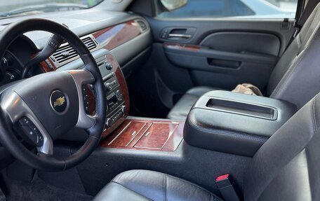 Chevrolet Tahoe III, 2012 год, 3 250 000 рублей, 5 фотография